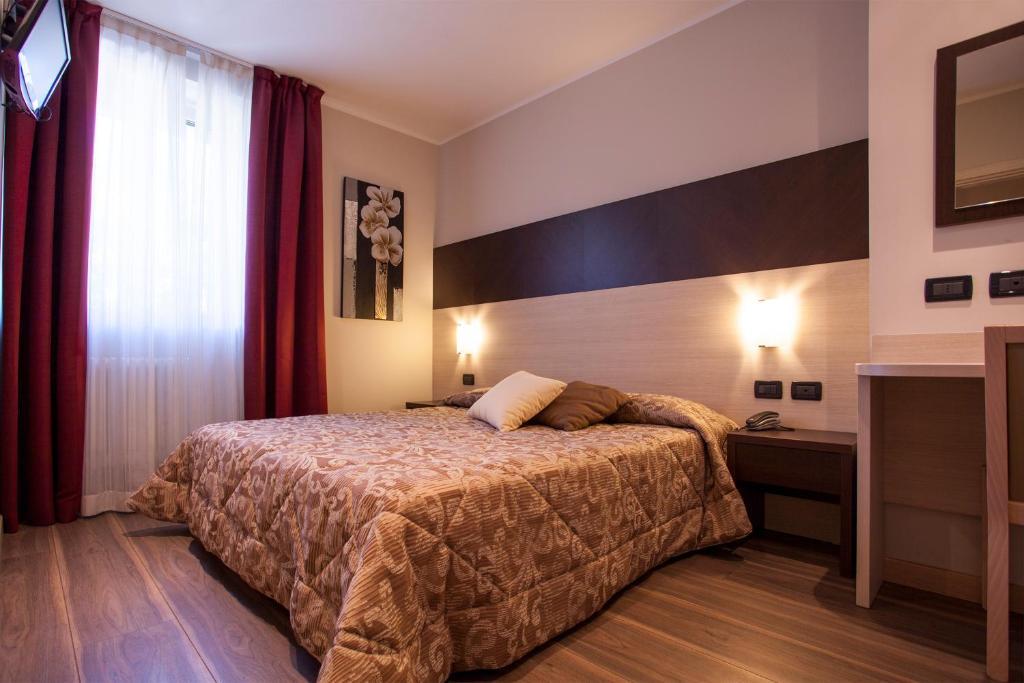 Hotel Vittoria Folgaria Quarto foto