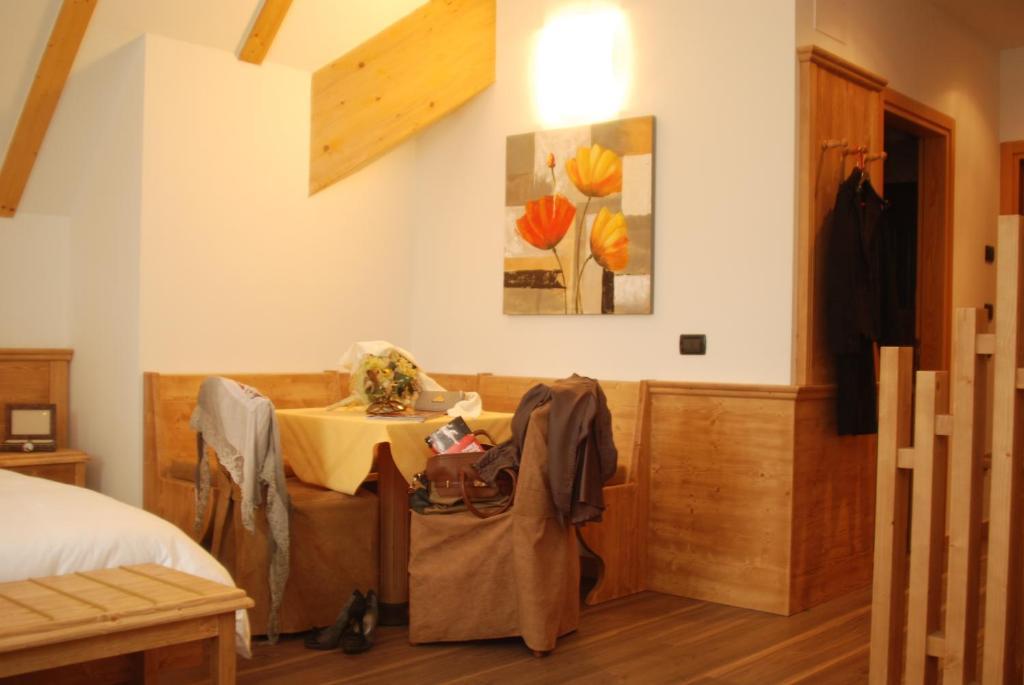 Hotel Vittoria Folgaria Quarto foto