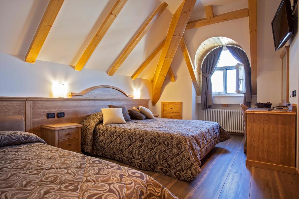 Hotel Vittoria Folgaria Quarto foto